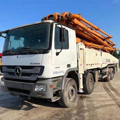 中国 Zoomlionの機械類は具体的なポンプ トラック、56mのトラックによって取付けられた具体的なポンプを使用した 販売のため