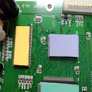 Chine Coussin conducteur thermique polyvalent de 1,2 W/m.K pour dissipateur thermique LED pour ordinateur portable à vendre