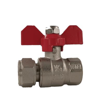 China PN30 Brass Ball Valve 435 Psi 1 2 Inch Ball Valve With Plastic Butterfly Handle for sale