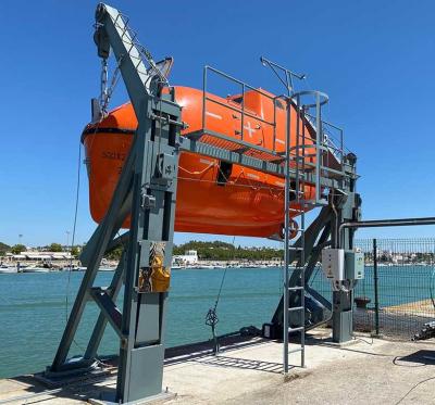 China IACS Approved Wheelmark SOLAS 10m 130 Persons GRP Totally Enclosed Lifeboat TEMPSC for sale