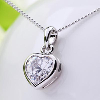 China Ref No.: 105001 Bright Heart heart shaped pendant necklace garnet jewellery women fashion jewelry for sale