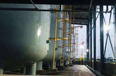 China OEM químico metálico dos tanques de armazenamento que recicla o tanque do amortecedor à venda
