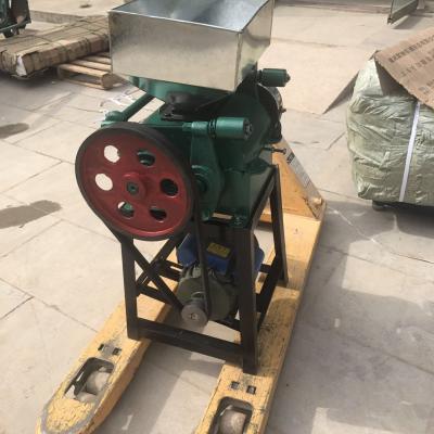 China Oil Mills Peanut Crusher Machine Simple Structure 500 * 450 * 9200 Mm for sale