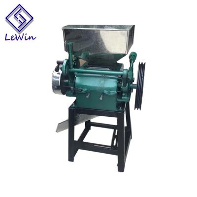 China Máquina adaptable de la trituradora del cacahuete, estructura simple de la máquina de la amoladora de nuez en venta