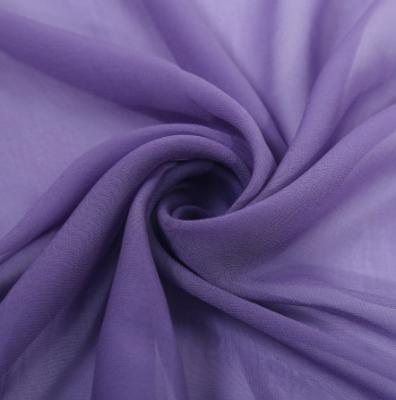 中国 100D+150D 122のGsmの通気性のドレス作りのための紫色の多綿織物 販売のため
