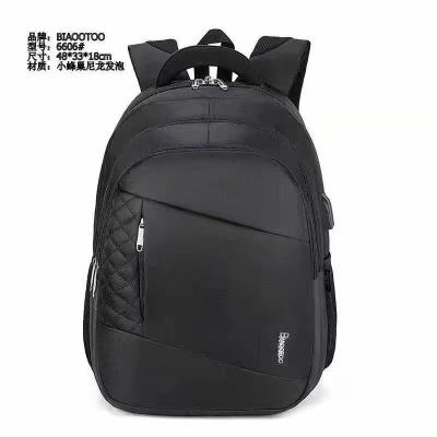 China Lightweight Business Casual Backpack Durable For Business And Travel for sale