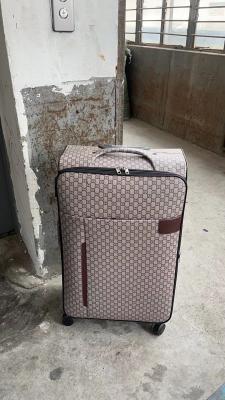 China Saco de bagagem de PU de 4 rodas Leve Prático de couro de luxo à venda