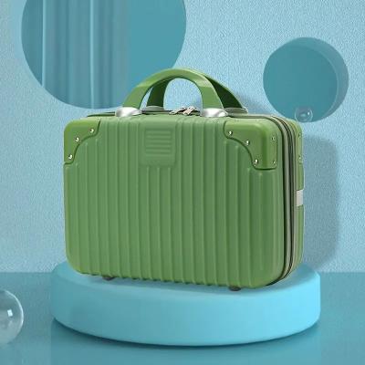 China Portable Cosmetic Luggage Case Multipurpose With Zipper Closure for sale