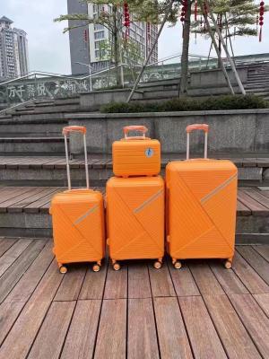 China Sturdy 4 Wheel PP Material Luggage Multipurpose Waterproof Durable for sale