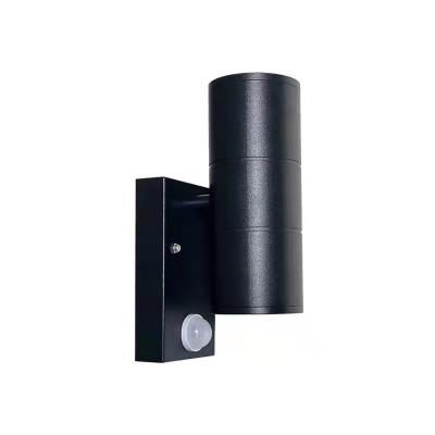 China Warm White Color IP65 Outdoor wall light with black housing for Yard with COB LED for sale