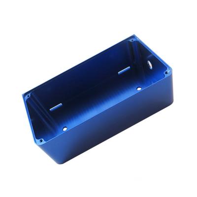 中国 陽極酸化された青い色のアルミニウムを機械で造る注文 CNC のエンクロージャ ボックス 販売のため