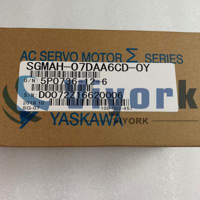 中国 NEW Yaskawa SGMAH-07DAA6CD-OY AC Servo Motor 400W Small Capacity 販売のため
