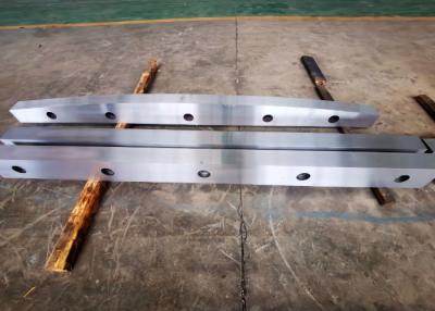 China Cuchilla hidráulica metalúrgica del esquileo para el corte plateado de metal del laminador en venta
