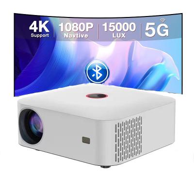 China Small 200W HD Mobile Projector 4K Multi Function Lightweight for sale