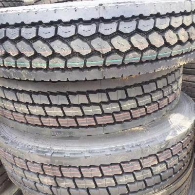 China Radial Tubeless Commercial Vehicle 11R24.5 Drive Tires 40112000 for sale
