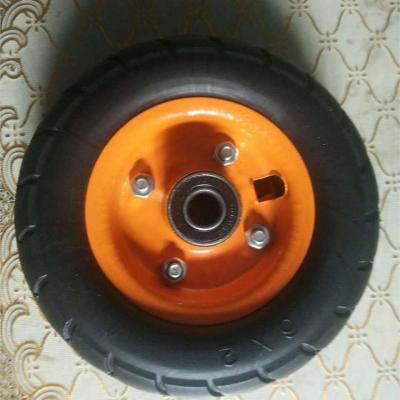 China Luckylion Hardrock Monster Steel Welded PU Toy Rubber Wheel 6x2 for sale