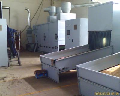 China Kundenspezifische vollautomatische Füllmaterial-Maschinen-/stark Matratzen-Produktionsmaschinen zu verkaufen