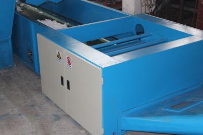 China Máquina eletrônica da abertura da fibra do algodão/PP para a coberta/máquina de matéria têxtil à venda