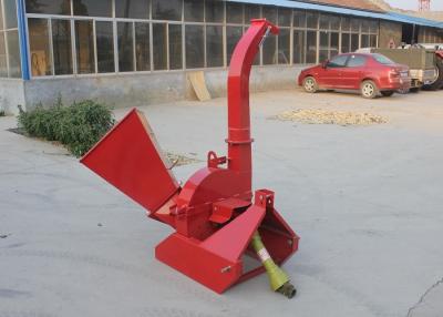 China Mechanical Feeding Wood Chip Pellet Machine 3 Point Hitch Pto Wood Chipper for sale