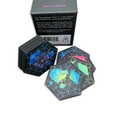 China Tarjetas de juego de encargo hexagonales de Matte Black Edged Play Fun de las tarjetas de juego de mesa 0.32m m en venta