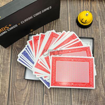 China o pôquer plástico feito sob encomenda de papel grosso de 0.3mm carda cartões de jogo do tamanho de 63x88mm grandes à venda