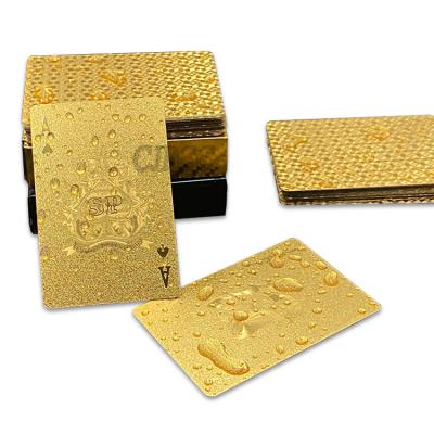 China Baraja de naipes plástica de la prenda impermeable de la hoja de oro del OEM 57x87m m Eco amistoso en venta