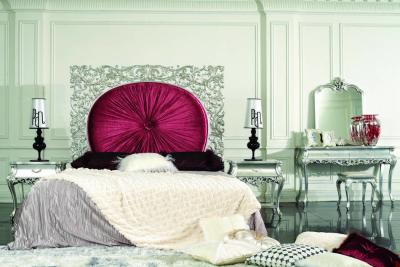 Chine Biens traditionnels en bois de lit de meubles européens de luxe de chambre à coucher de maison d'OEM de GV à vendre