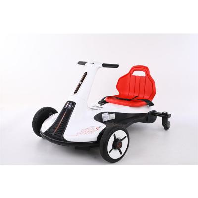 China Pedal Motorizado Carro Racer Toy Go Kart Ride On Car para Crianças Crianças Tamanho de cartão 97X32X74cm à venda