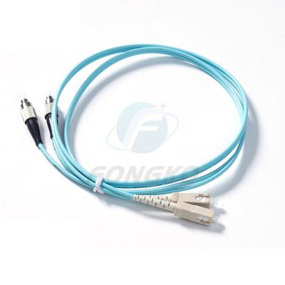 Chine 3 mètres duplexent le connecteur à plusieurs modes de fonctionnement de Sc Fc de Jumper Patchcord And Pigtail With LC de câble à fibres optiques de la fibre Om3-150 à vendre