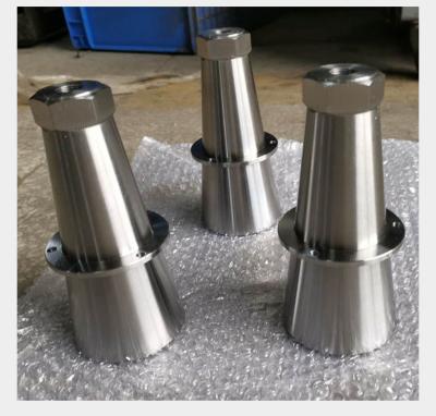 China Material de aluminio de lanzamiento de las piezas de la gravedad de la presión baja con el polaco en venta