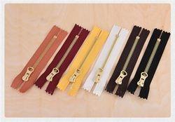 China Alalamu Light Gold Decorative Metal Zippers And Sliders Wearproof for sale