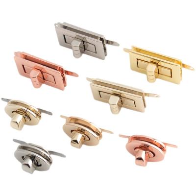 China Light Gold Handbag Lock Hardware Fadeless Clasps And Closures ISO9001 for sale