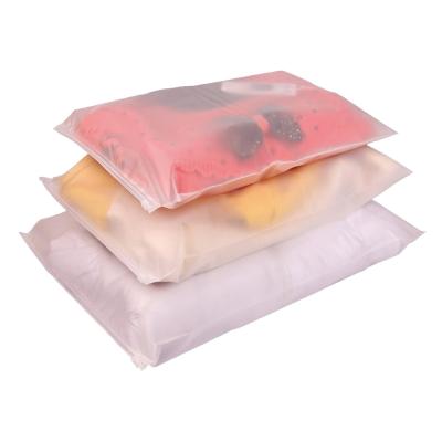 China Low MOQ Frosted PE Bag Eco Friendly Recyclable  For Clothing Packaging Storage for sale