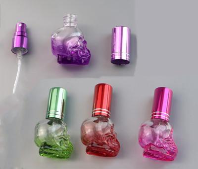 China 15ml Skull Shaped Empty Nail Polish Glass Bottles Spray Gradient Color for sale