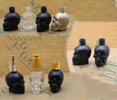 China Fancy Black White Empty Nail Polish Skull Bottle Nail Art Container 3ml for sale