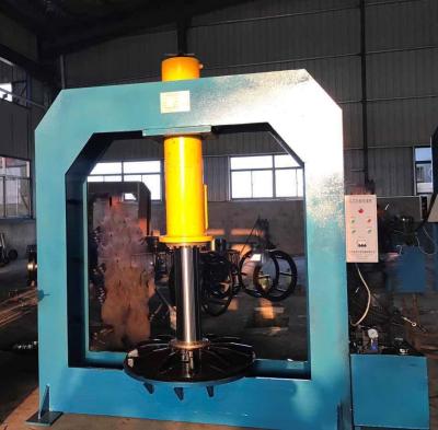 China 220V 380V máquina de la prensa del neumático de la carretilla elevadora de 240 toneladas para 24/25 pulgadas de neumático máximo del tamaño en venta