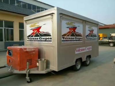 China Mobiel vierkant foodtruck trailer met snackmachine en apparatuur Te koop