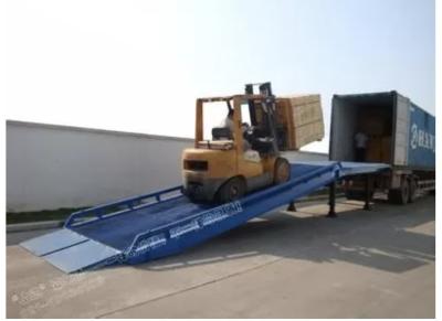 China Portable Loading Dock Ramps DCQ10-0.7 10 Ton Fixed Hydraulic Dock Leveler for sale