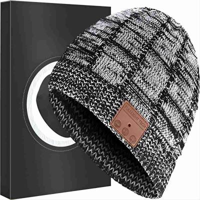 China Knit Winter Cap Wireless Smart Beanie Headset 24hour Play Time HD Stereo Speaker for sale