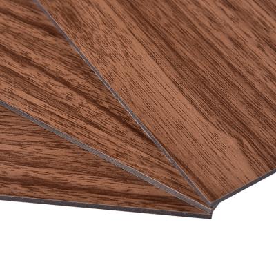 China Sound Insulation Easy Processing Wooden Aluminum Composite Panel with PE/PVDF Coating for sale