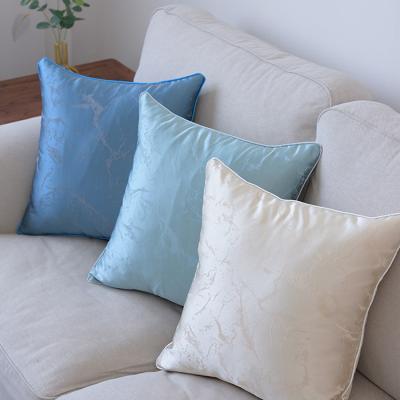 China Soft Satin Jacquard Throw Pillows / Indoor Outdoor Throw Pillows Wrinkle Resistant for sale