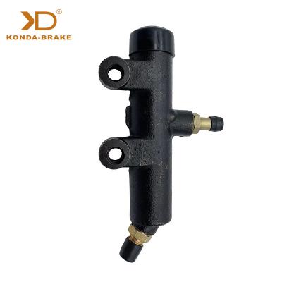 China Reliable Performance Clutch Master Cylinder with MOQ of 100 PCS à venda