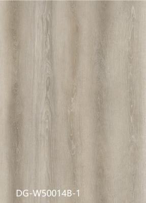 China Quick Paving Waterproof Oak Wood Look Vinyl Flooring GKBM DG-W50014B-1 Te koop