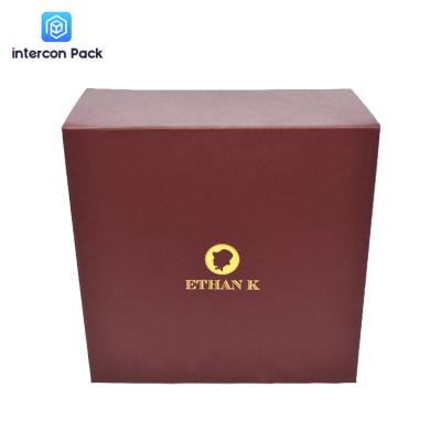 China Folding Boutique Luxury Gift Packaging Boxes 25x14cm Partially Hot Gold for sale