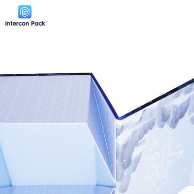 中国 25x14cm Folding Recycled Cardboard Gift Boxes With Ribbon Closure 販売のため