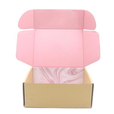 China Corrugated T Shirt Recycled Packaging Box Pantone Color Printing for sale
