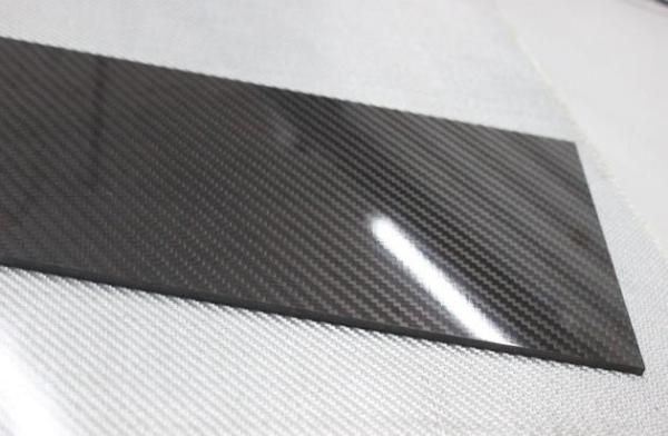 Quality Hot Press 1mm 1.5mm 2mm 3mm 4mm 3K Twill Glossy Carbon Fiber Board for sale