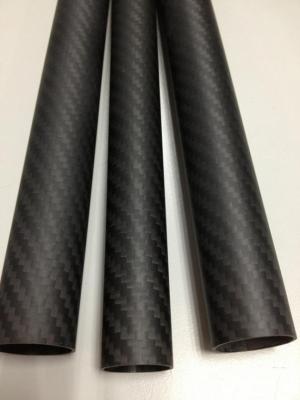 Chine Des tubes en fibre de carbone composite en forme ronde 9 mm 10 mm 11 mm 12 mm 14 mm 15 mm 16 mm à vendre