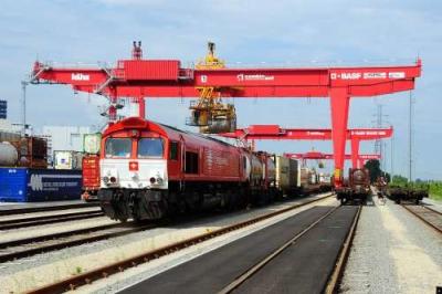 Китай FCL International Rail Freight Railway Freight Forwarder Перевозка грузов в Дубай продается