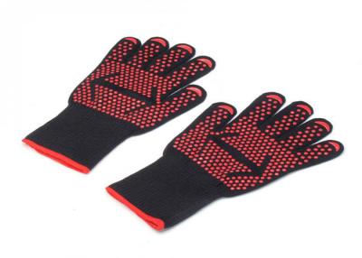 China Non Slip Heat Resistant Silicone Bbq Gloves 30 - 36 Cm Custom Pattern for sale